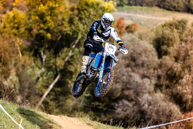 Ugratás a szandaváraljai enduro versenyen